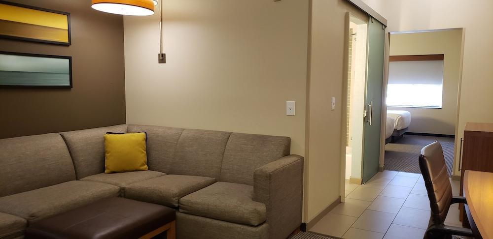 Hyatt Place Savannah Airport Exterior foto